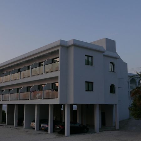E.J. Pyrgos Bay Hotel Ngoại thất bức ảnh