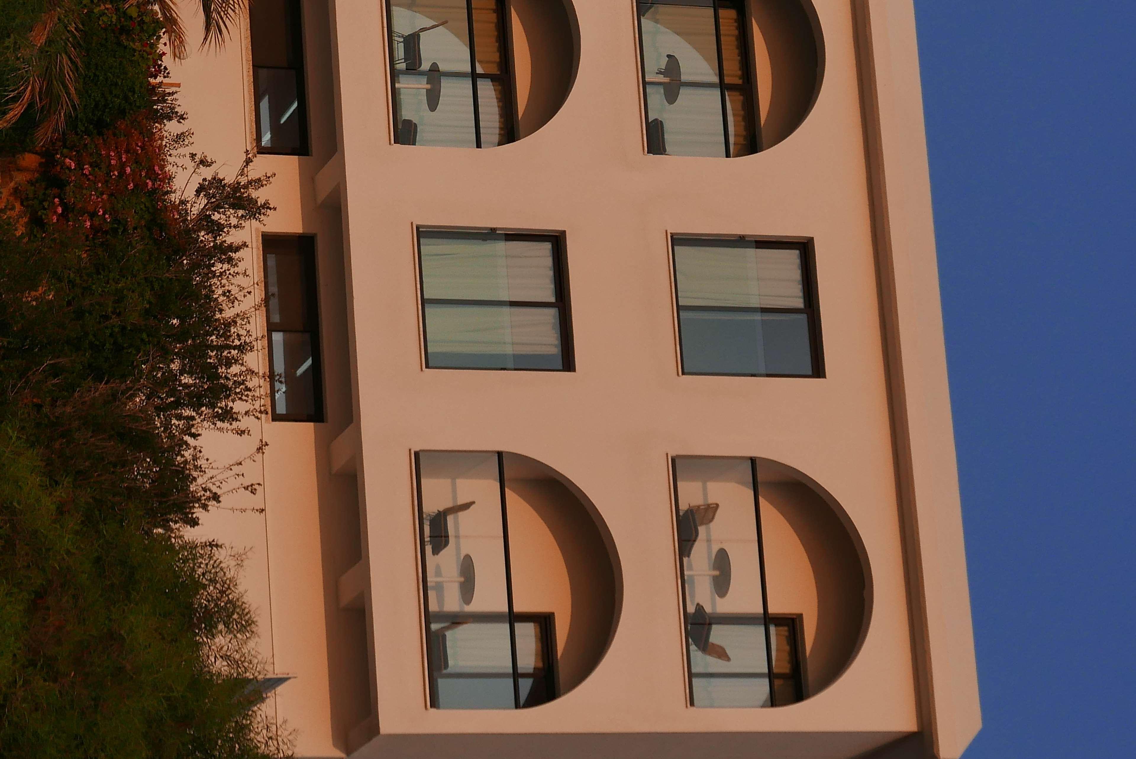 E.J. Pyrgos Bay Hotel Ngoại thất bức ảnh
