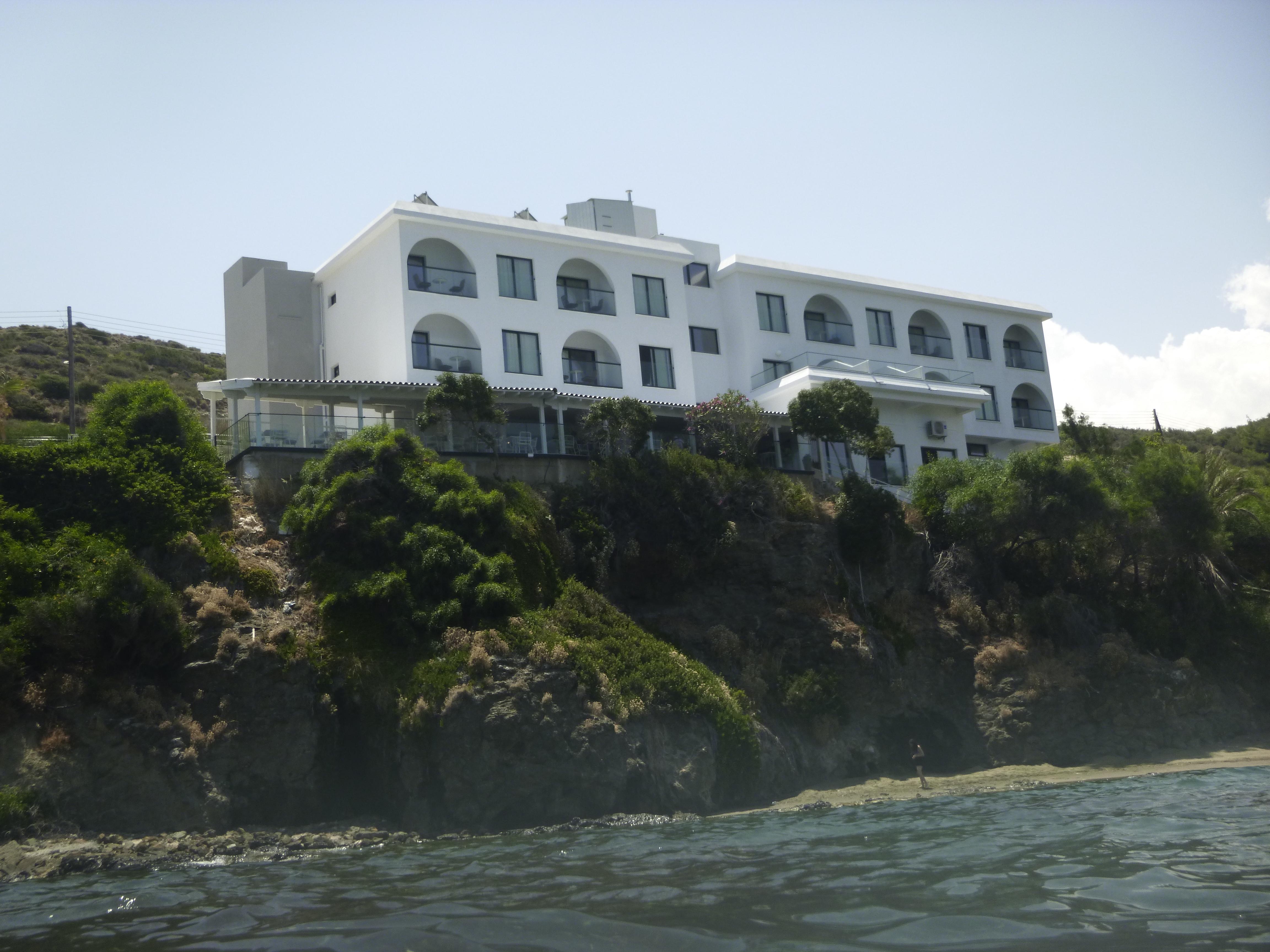 E.J. Pyrgos Bay Hotel Ngoại thất bức ảnh